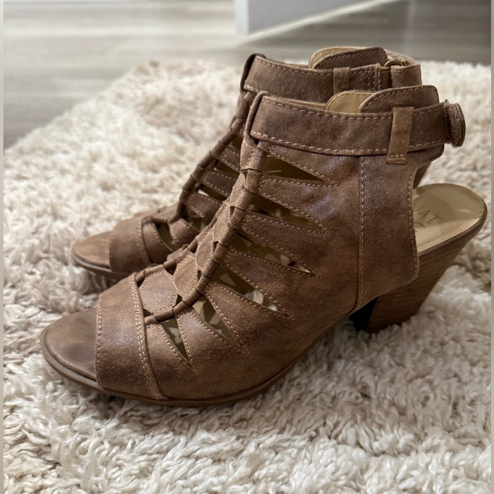 Naturalizer Talan Slingback Heels - Picture 5 of 9